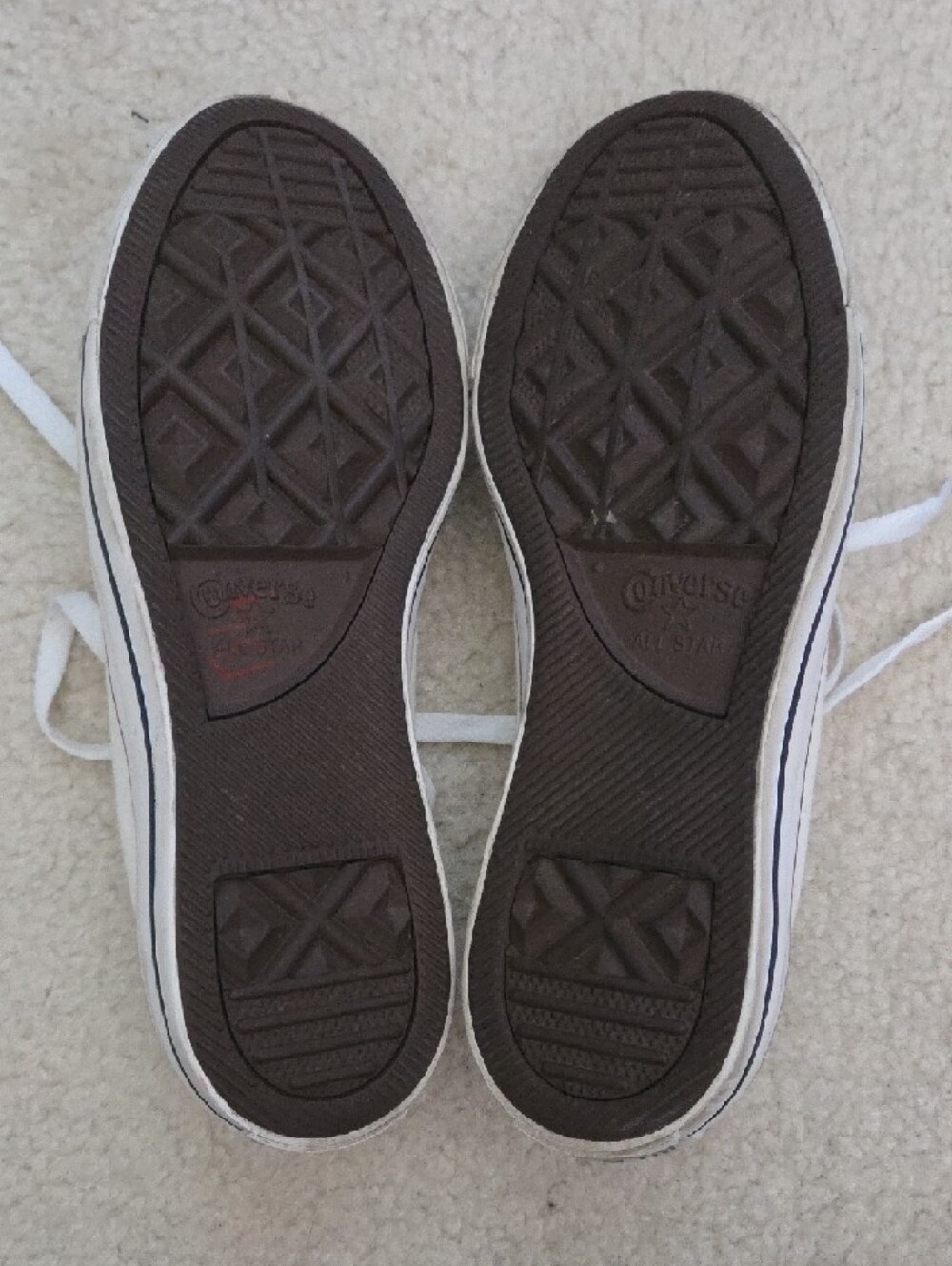 Converse Chuck Taylor All Star Low Top Sneaker In Cream & White - Picture 6 of 8